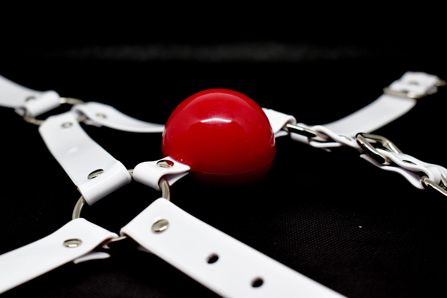Harness ballgag type 1 in white PVC strap -Lockable -Vegan