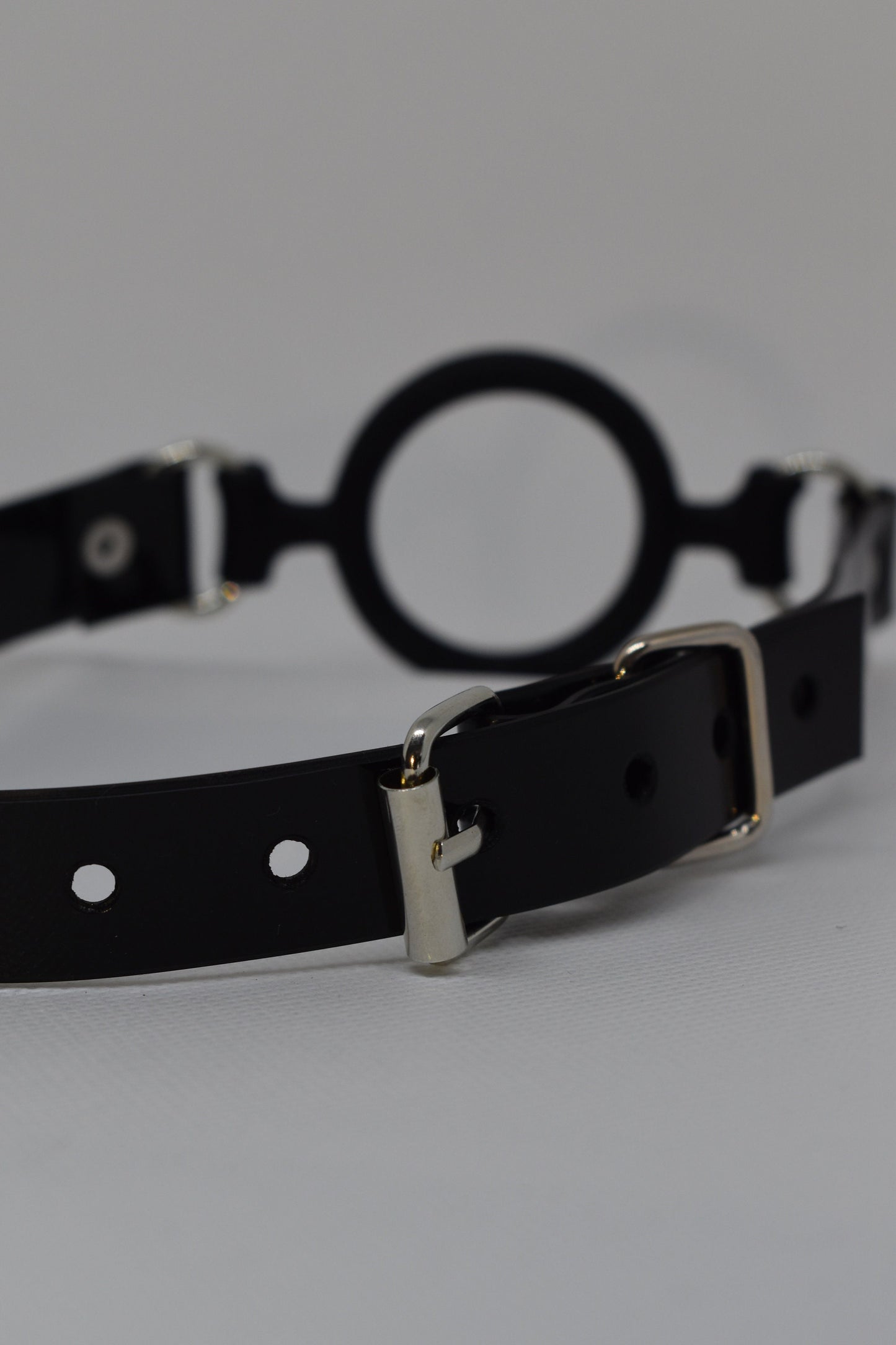 Ring gag with black PVC Strap -Lockable -Vegan