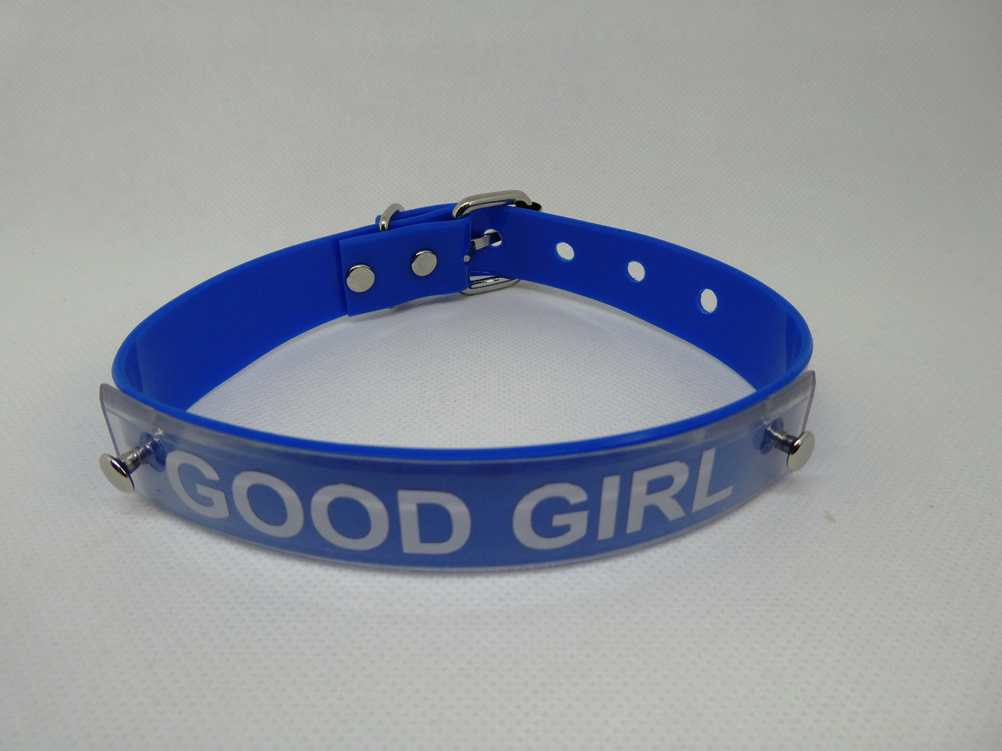 Blue thin neck collar