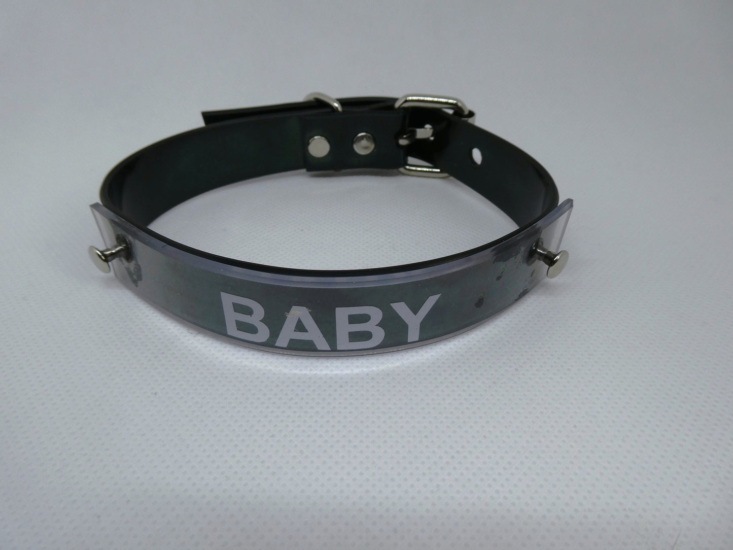Black thin neck collar