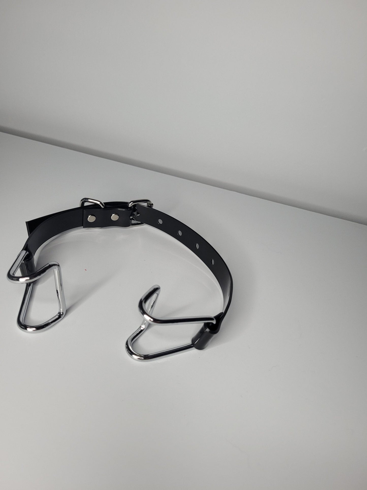 Mouth spreader with PVC strap