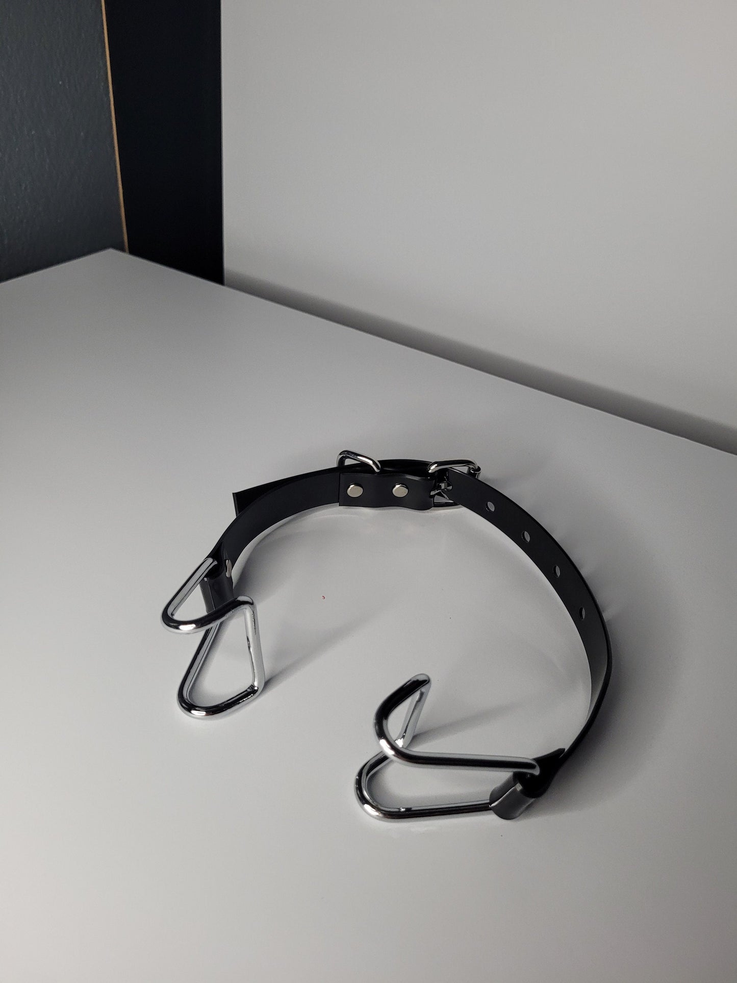 Mouth spreader with PVC strap