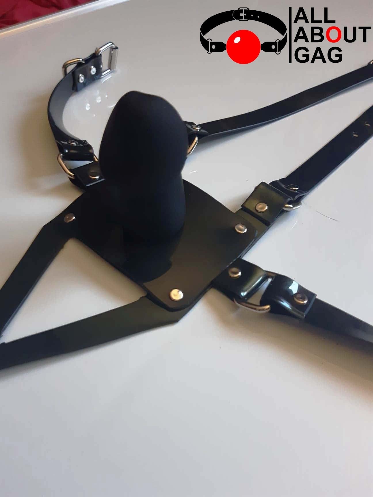 Penis muzzle ballgag with PVC strap -Lockable -Vegan